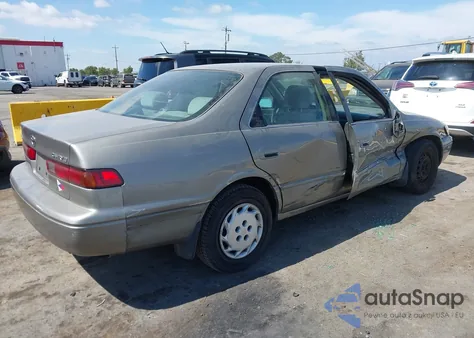 1998 Toyota Camry Le из США, поврежденный, VIN 4T1BG22K6WU195940